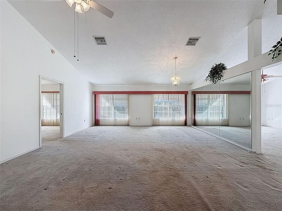 Active With Contract: $299,000 (3 beds, 2 baths, 1790 Square Feet)