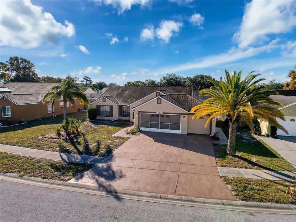 Active With Contract: $299,000 (3 beds, 2 baths, 1790 Square Feet)