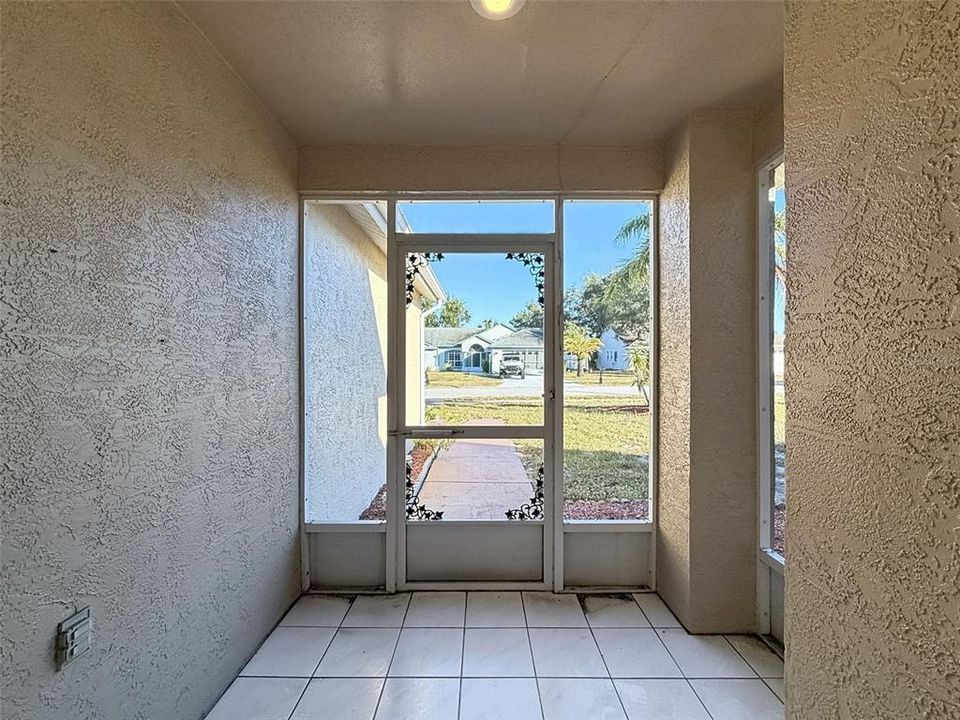 Active With Contract: $299,000 (3 beds, 2 baths, 1790 Square Feet)