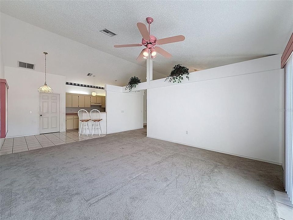 Active With Contract: $299,000 (3 beds, 2 baths, 1790 Square Feet)