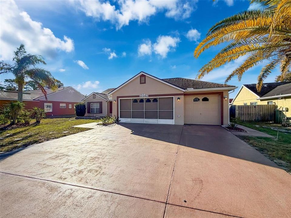 Active With Contract: $299,000 (3 beds, 2 baths, 1790 Square Feet)