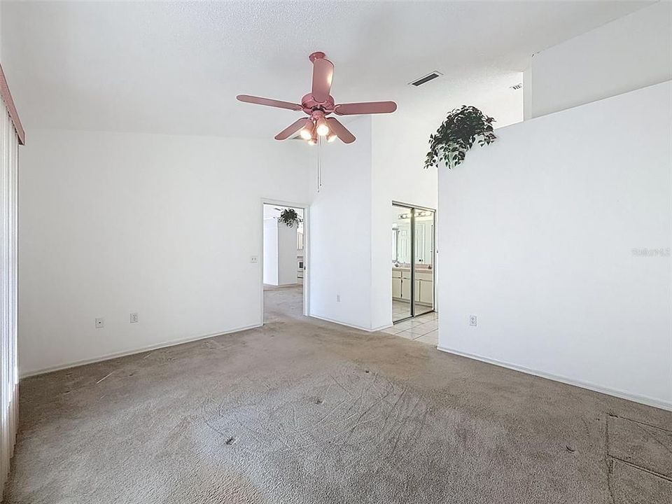 Active With Contract: $299,000 (3 beds, 2 baths, 1790 Square Feet)