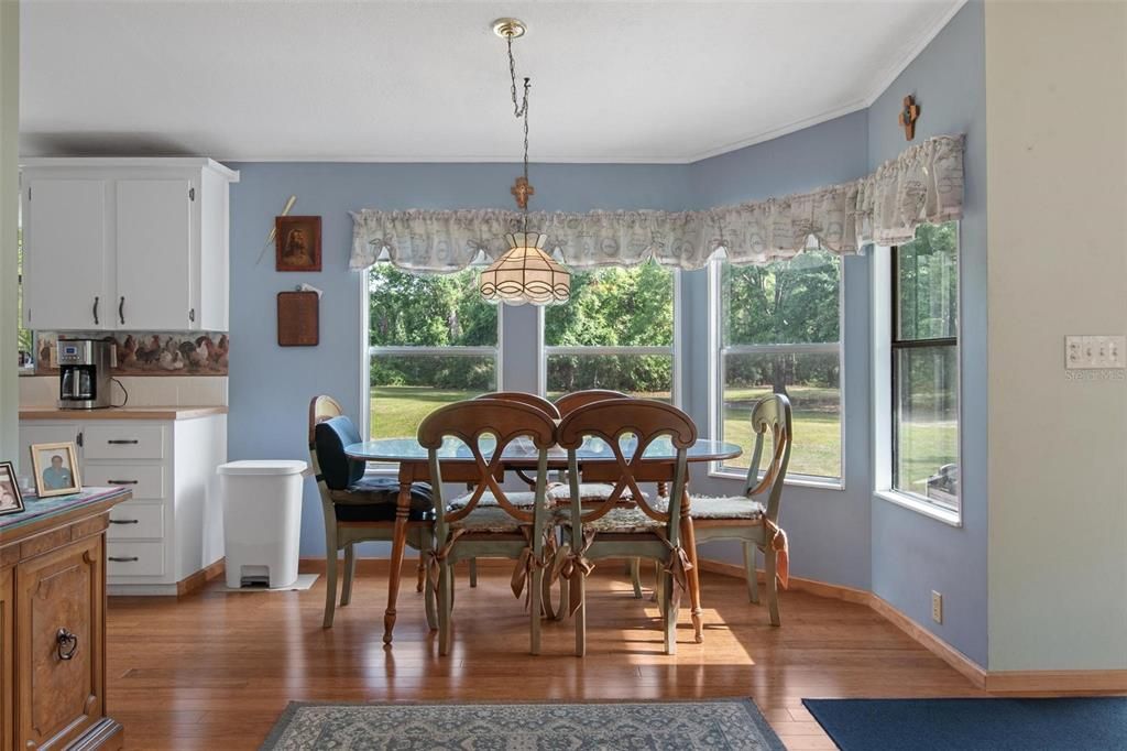 For Sale: $344,500 (2 beds, 2 baths, 1332 Square Feet)