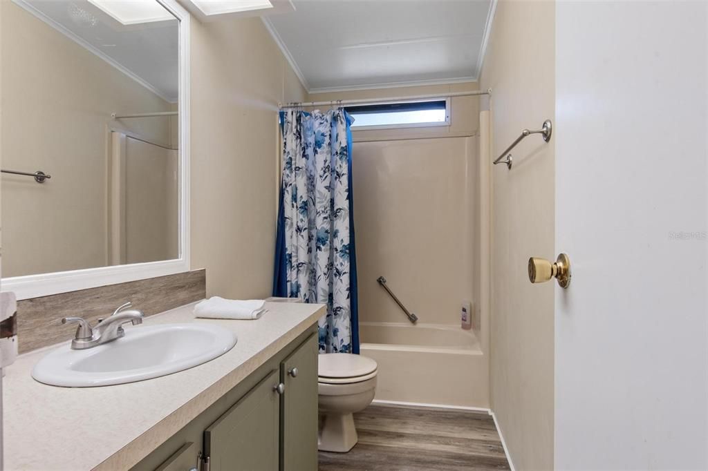 For Sale: $344,500 (2 beds, 2 baths, 1332 Square Feet)