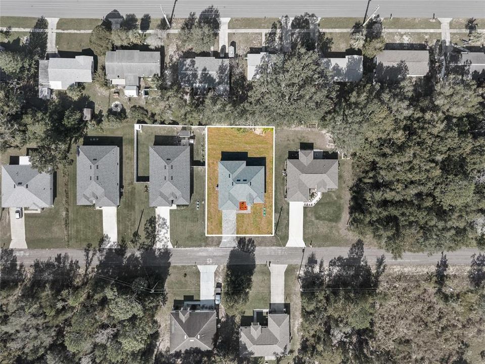 For Sale: $299,900 (4 beds, 2 baths, 1679 Square Feet)