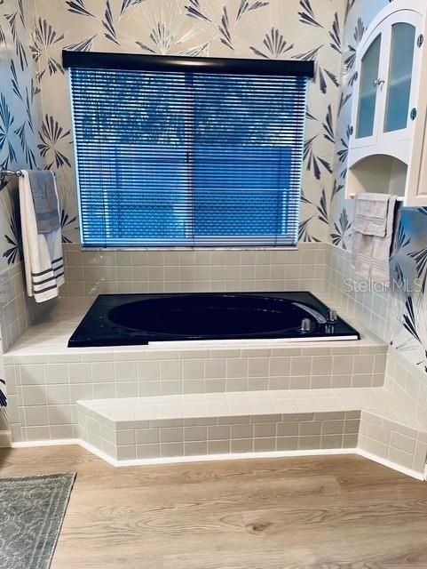 Active With Contract: $379,800 (3 beds, 2 baths, 1787 Square Feet)