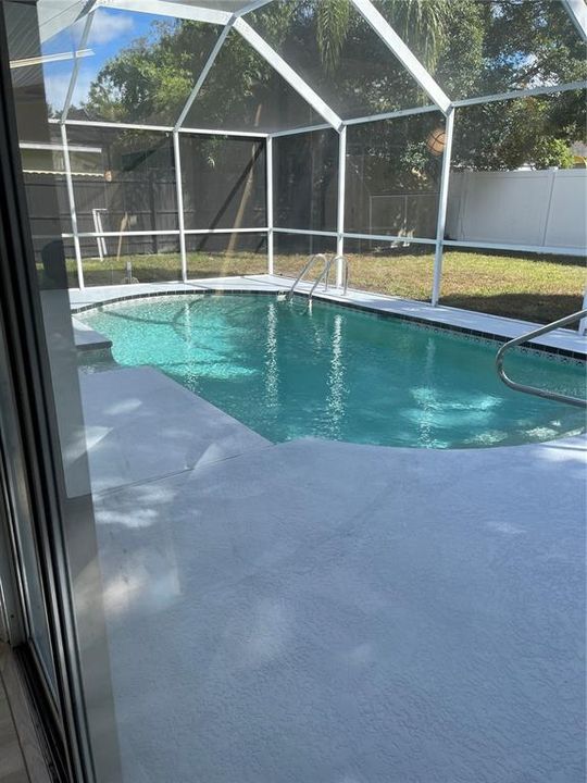 Active With Contract: $379,800 (3 beds, 2 baths, 1787 Square Feet)