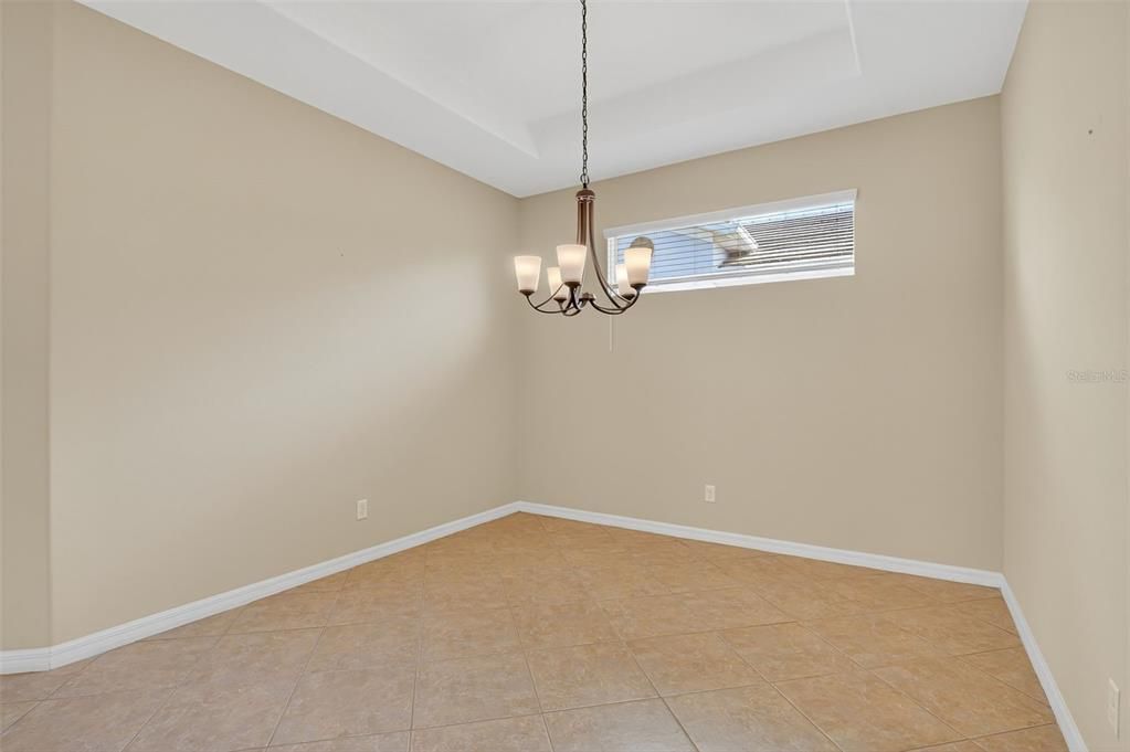 For Sale: $349,000 (2 beds, 2 baths, 1672 Square Feet)