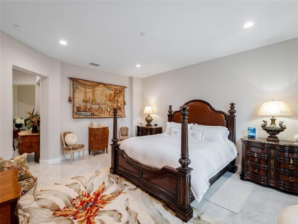 For Sale: $2,535,717 (5 beds, 5 baths, 5278 Square Feet)