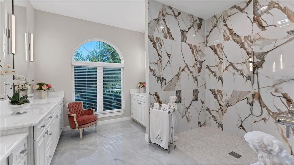 For Sale: $2,535,717 (5 beds, 5 baths, 5278 Square Feet)