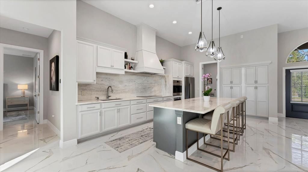 For Sale: $2,535,717 (5 beds, 5 baths, 5278 Square Feet)