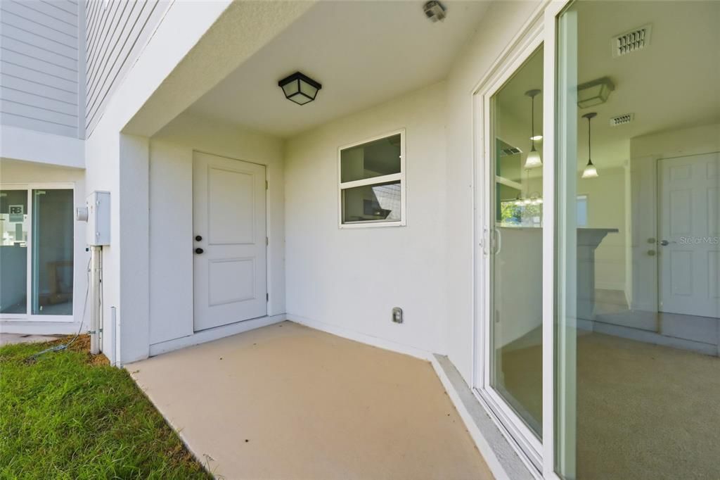 На продажу: $239,900 (3 спален, 2 ванн, 1414 Квадратных фут)