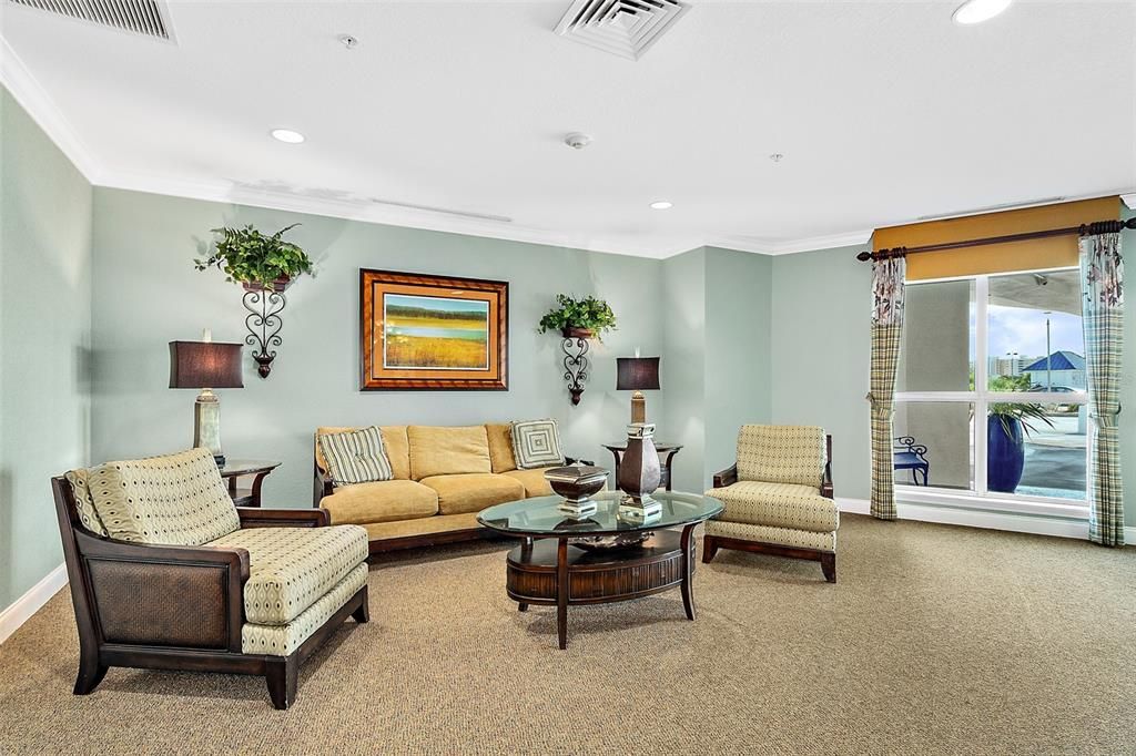 For Sale: $699,000 (3 beds, 3 baths, 2480 Square Feet)