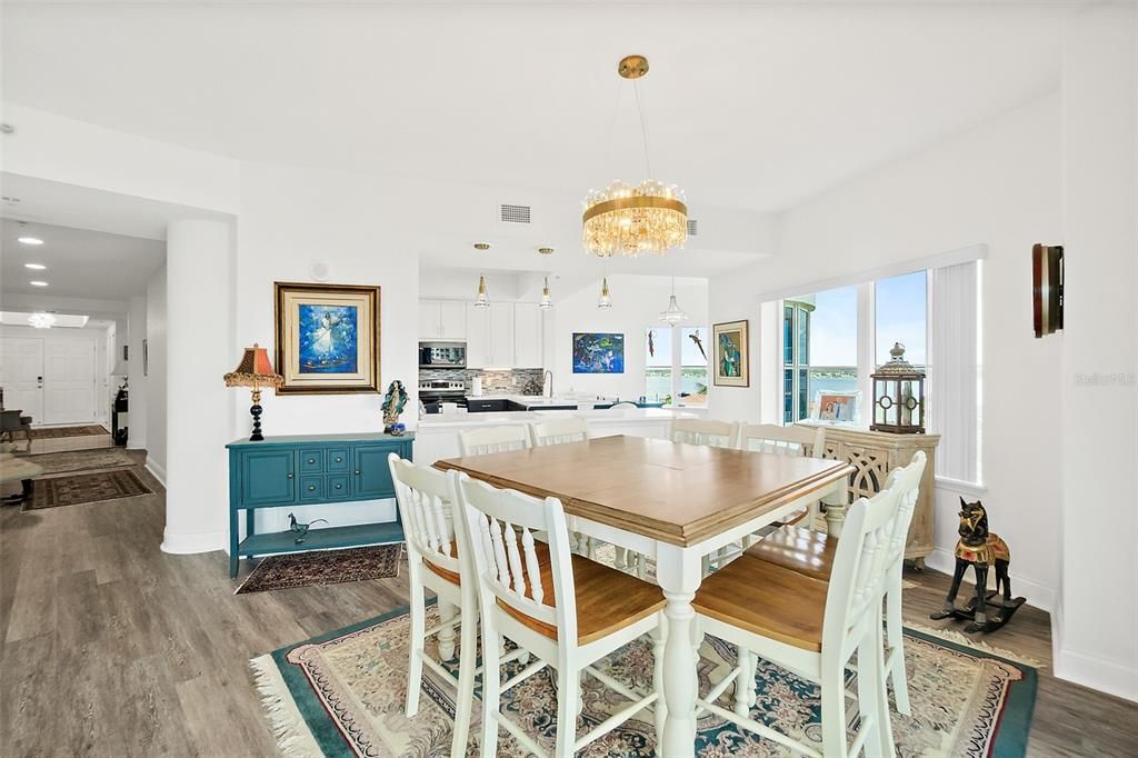 For Sale: $699,000 (3 beds, 3 baths, 2480 Square Feet)