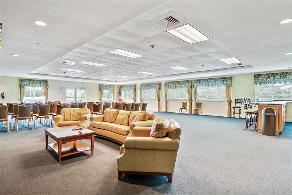 For Sale: $699,000 (3 beds, 3 baths, 2480 Square Feet)