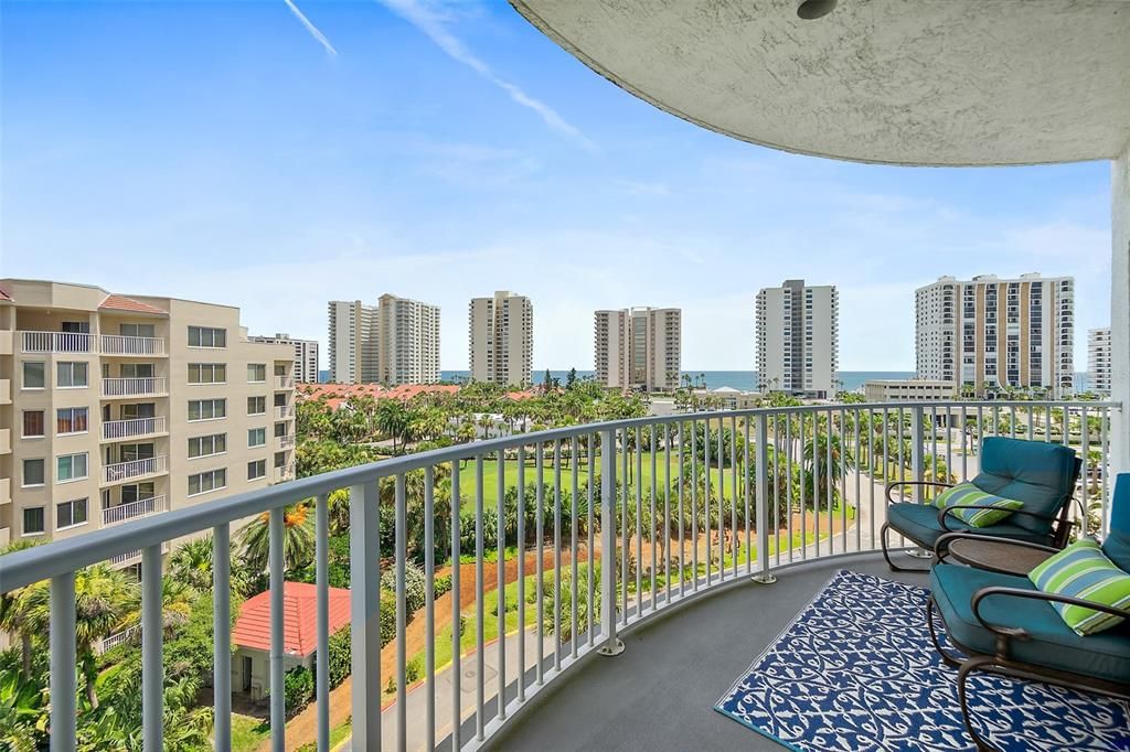 For Sale: $699,000 (3 beds, 3 baths, 2480 Square Feet)