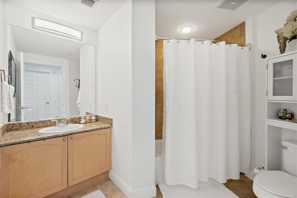 For Sale: $699,000 (3 beds, 3 baths, 2480 Square Feet)