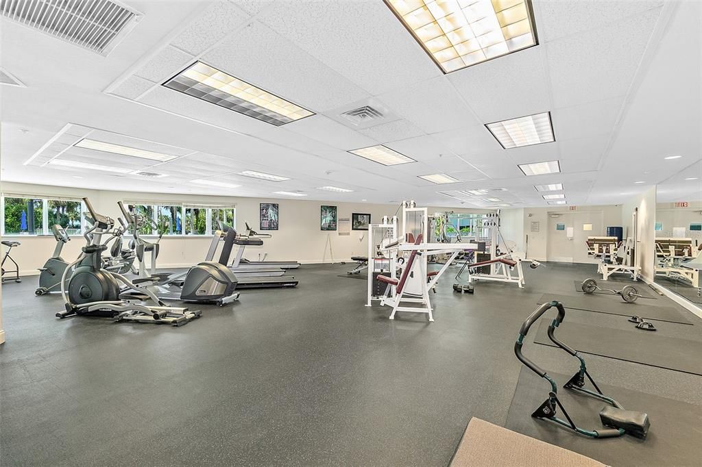 For Sale: $699,000 (3 beds, 3 baths, 2480 Square Feet)