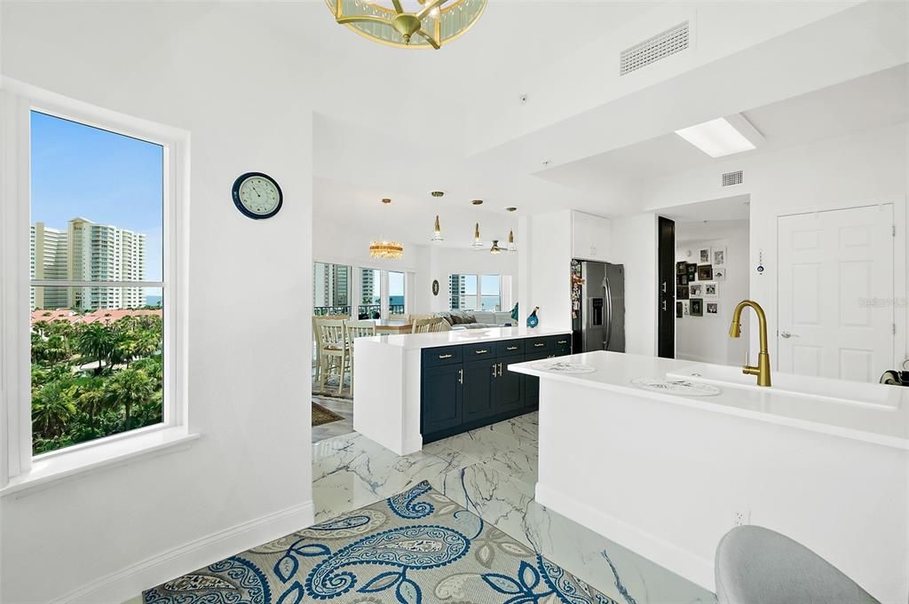 For Sale: $699,000 (3 beds, 3 baths, 2480 Square Feet)