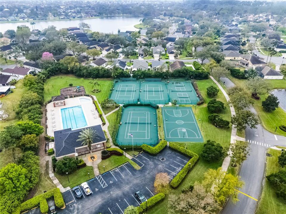 Под контрактом: $415,000 (3 спален, 2 ванн, 1560 Квадратных фут)