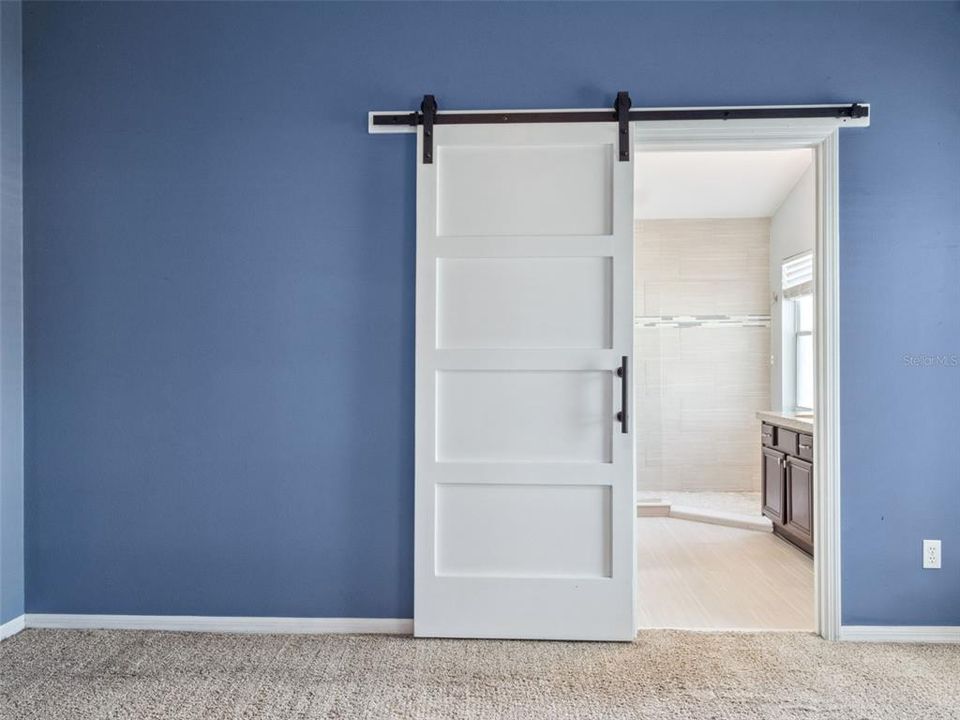 Под контрактом: $415,000 (3 спален, 2 ванн, 1560 Квадратных фут)