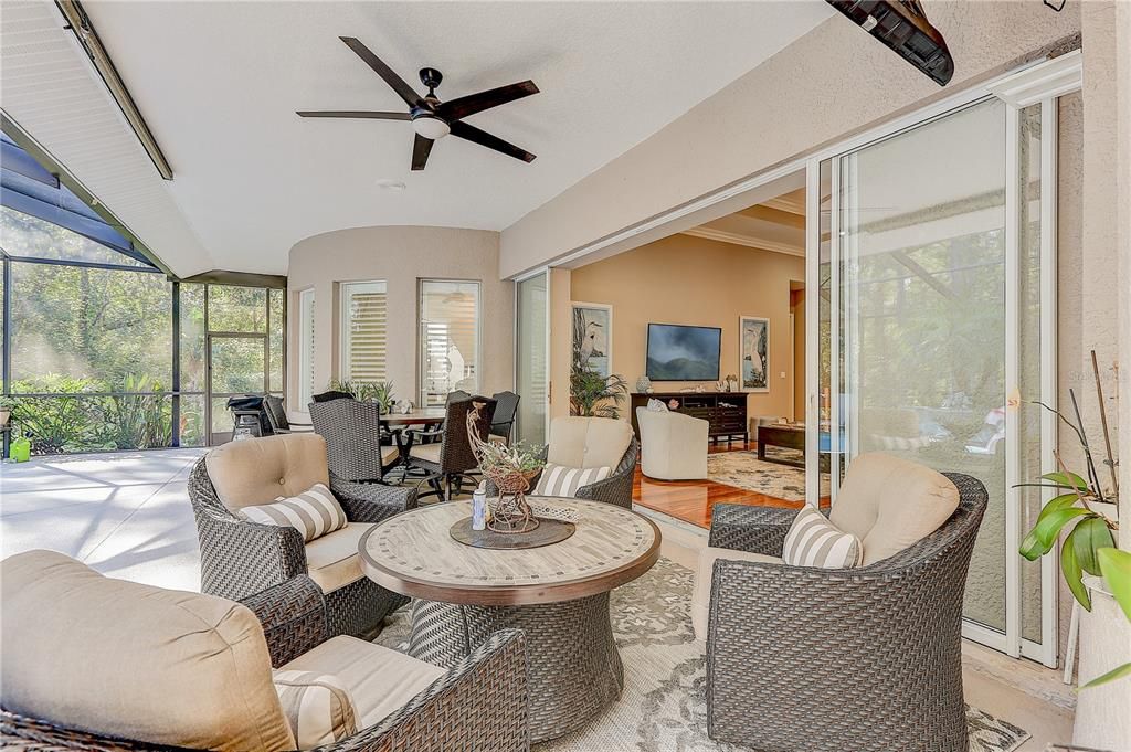 En Venta: $849,990 (4 camas, 3 baños, 3192 Pies cuadrados)