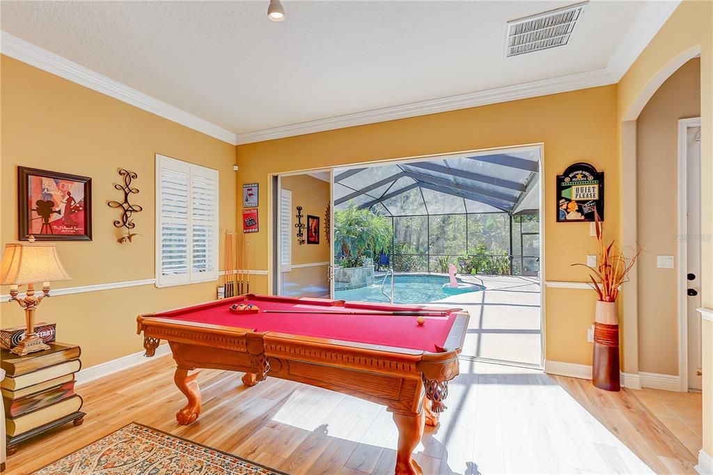 En Venta: $849,990 (4 camas, 3 baños, 3192 Pies cuadrados)