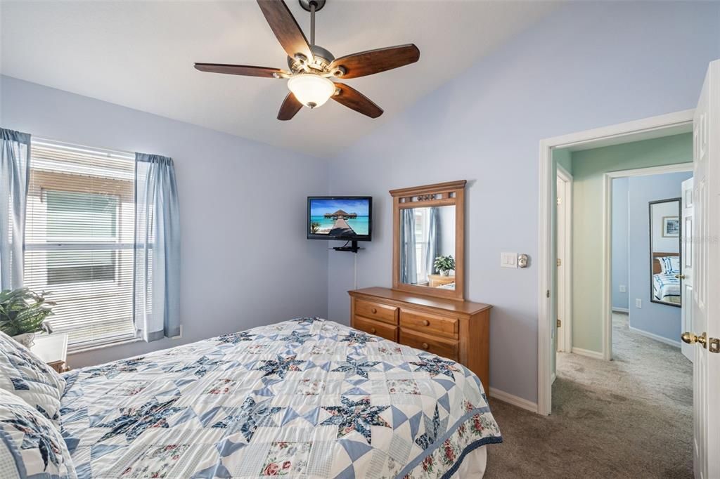 Active With Contract: $375,000 (4 beds, 2 baths, 1822 Square Feet)