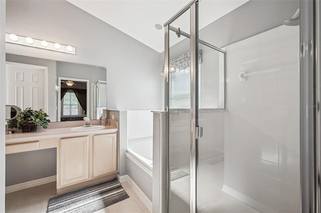 Active With Contract: $375,000 (4 beds, 2 baths, 1822 Square Feet)