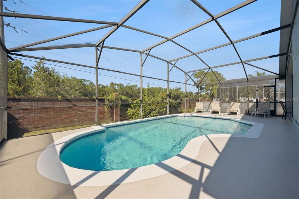 Active With Contract: $375,000 (4 beds, 2 baths, 1822 Square Feet)