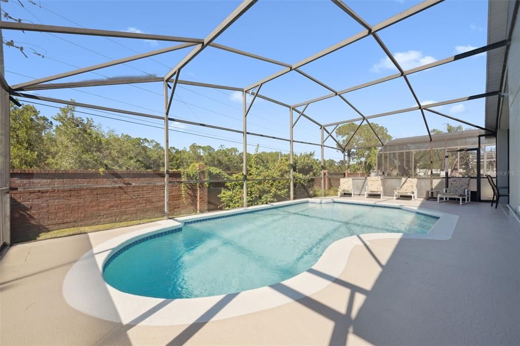 Active With Contract: $375,000 (4 beds, 2 baths, 1822 Square Feet)