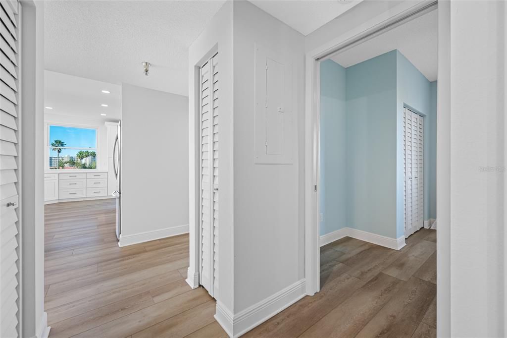 На продажу: $775,000 (2 спален, 2 ванн, 1300 Квадратных фут)