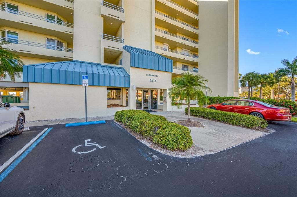 На продажу: $775,000 (2 спален, 2 ванн, 1300 Квадратных фут)