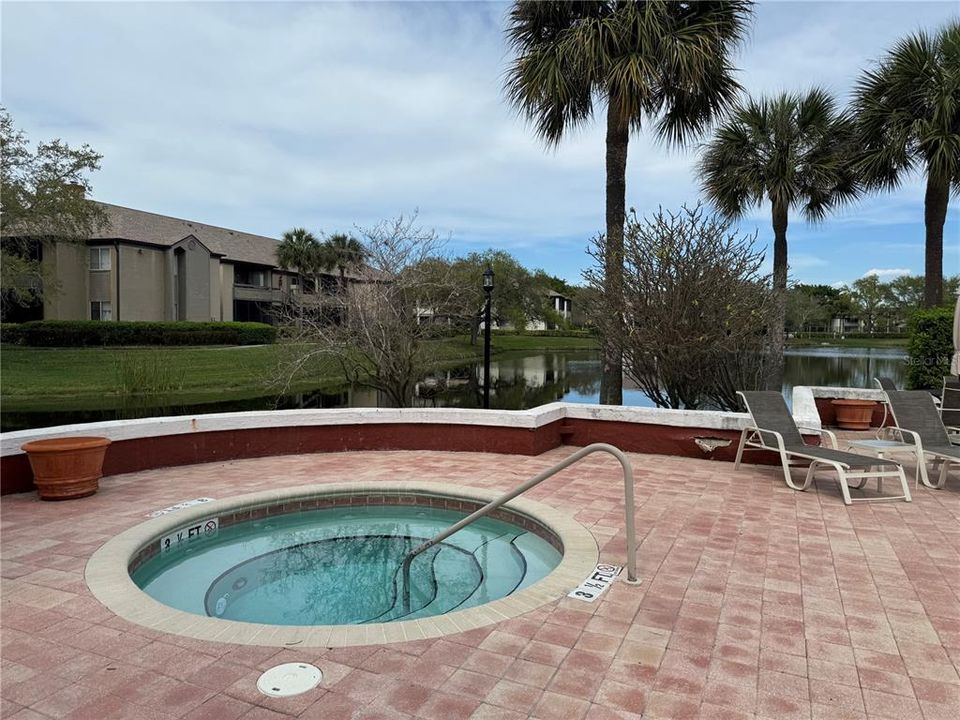 Под контрактом: $1,650 (1 спален, 1 ванн, 742 Квадратных фут)