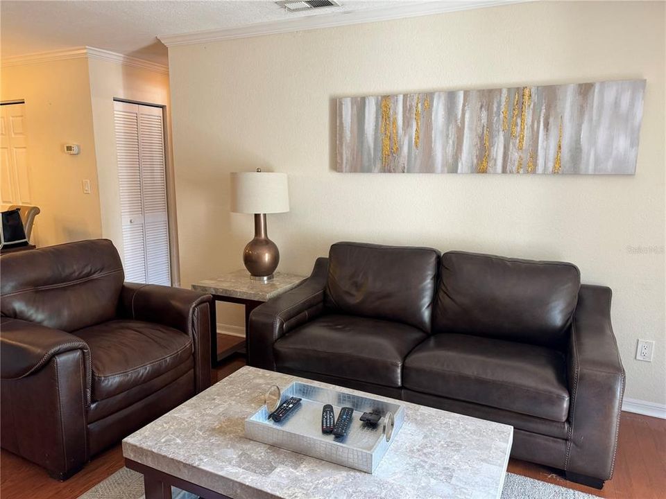 Под контрактом: $1,650 (1 спален, 1 ванн, 742 Квадратных фут)