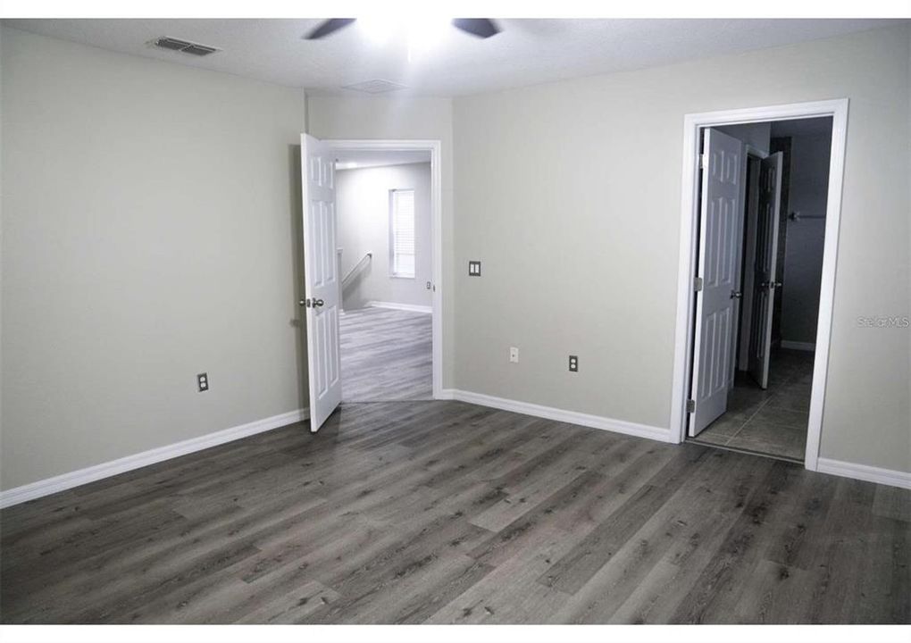 出租: $2,300 (3 贝兹, 2 浴室, 2122 平方英尺)