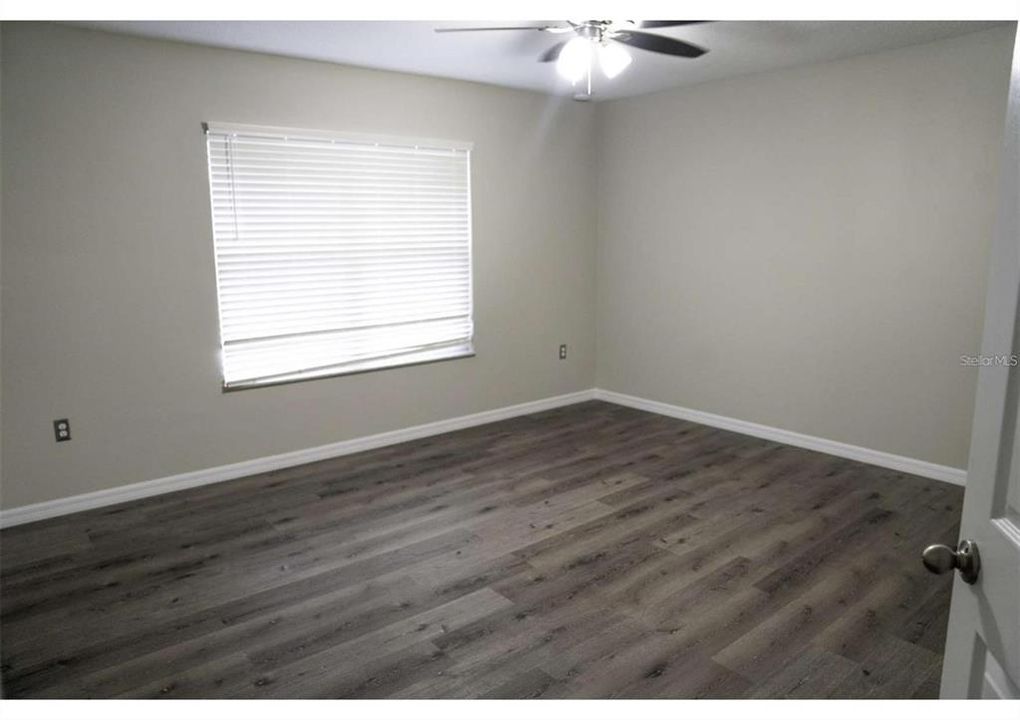 出租: $2,300 (3 贝兹, 2 浴室, 2122 平方英尺)