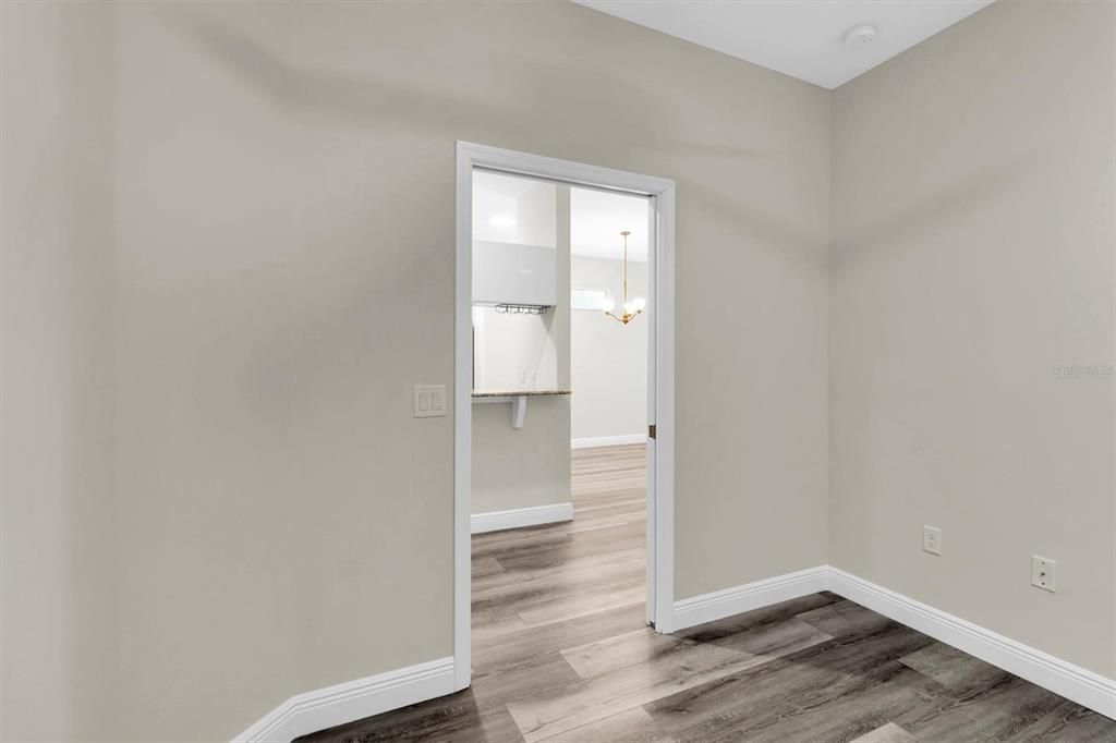 For Sale: $315,000 (2 beds, 2 baths, 1254 Square Feet)