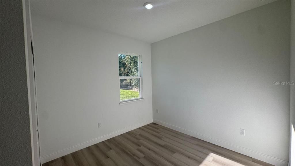 For Rent: $2,050 (4 beds, 2 baths, 1548 Square Feet)