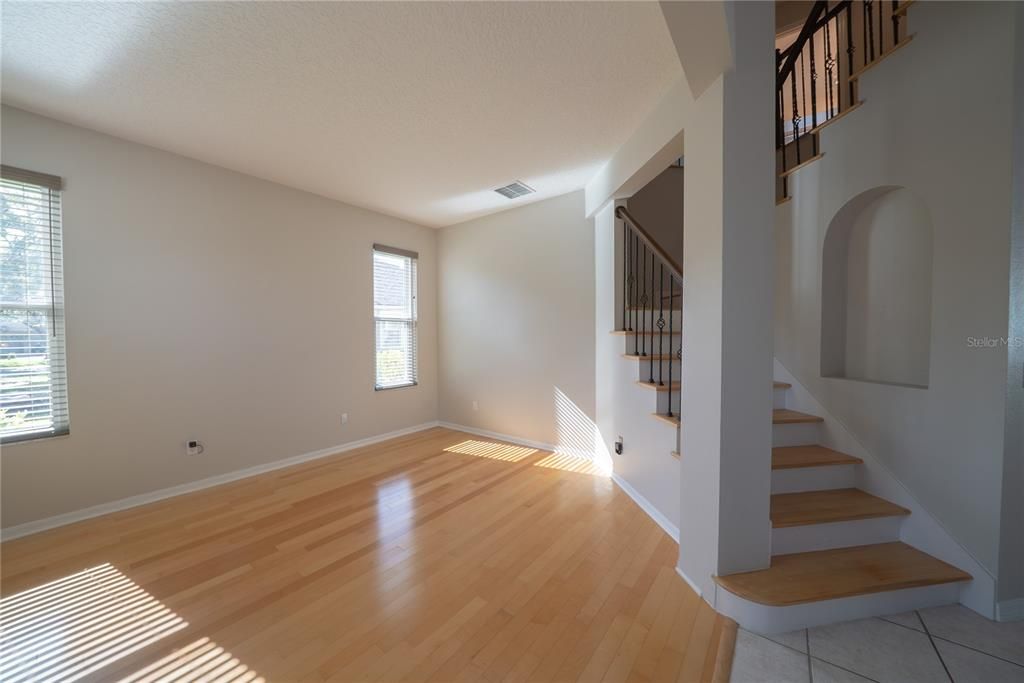 For Sale: $694,900 (5 beds, 3 baths, 3120 Square Feet)