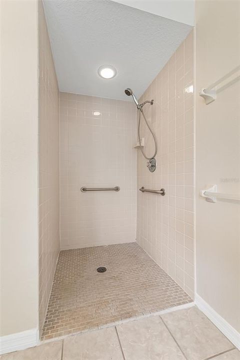 En Venta: $445,000 (3 camas, 2 baños, 1841 Pies cuadrados)