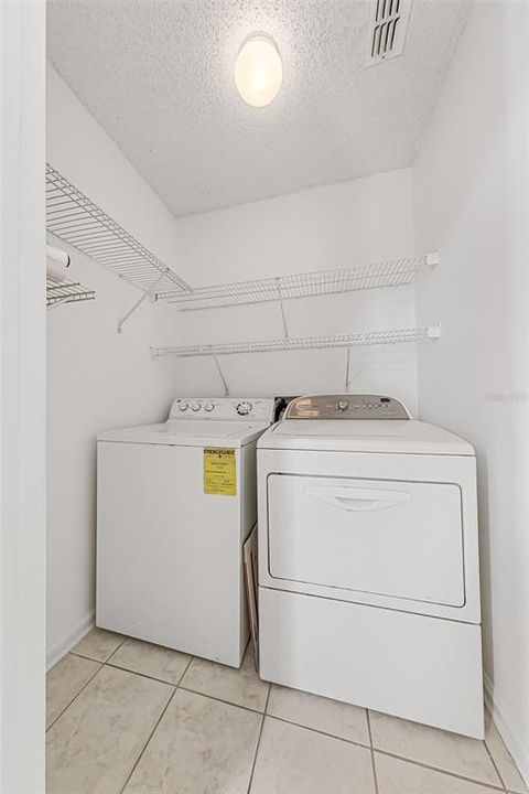 En Venta: $445,000 (3 camas, 2 baños, 1841 Pies cuadrados)