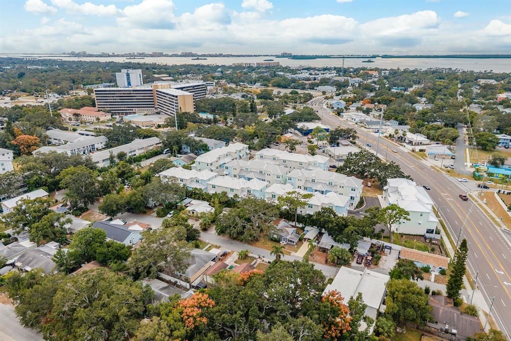 For Sale: $859,900 (3 beds, 3 baths, 2390 Square Feet)