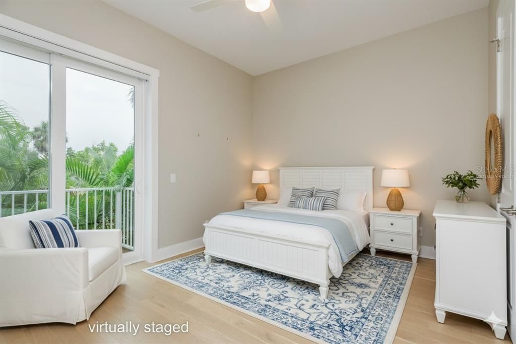 For Sale: $859,900 (3 beds, 3 baths, 2390 Square Feet)