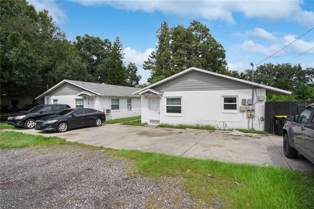 For Rent: $1,150 (2 beds, 1 baths, 950 Square Feet)