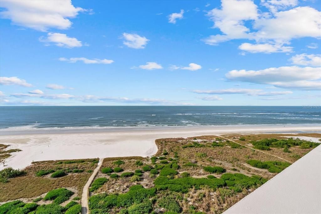 На продажу: $3,999,999 (3 спален, 3 ванн, 2374 Квадратных фут)