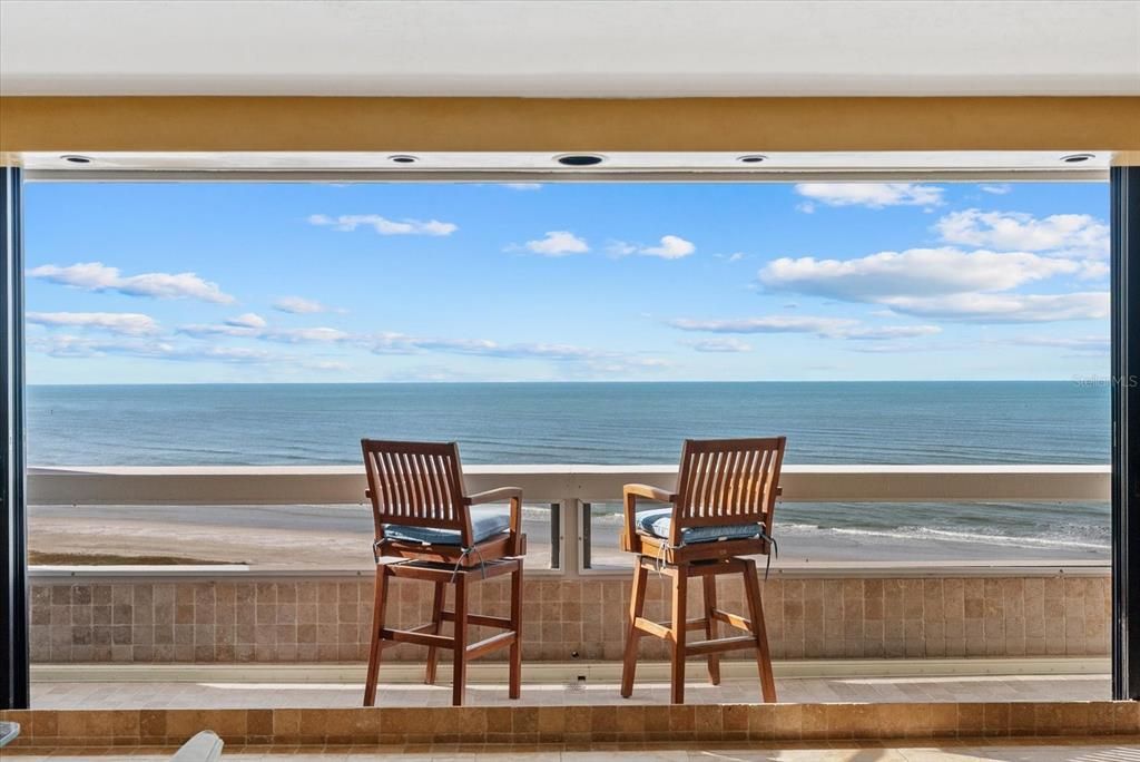 На продажу: $3,999,999 (3 спален, 3 ванн, 2374 Квадратных фут)