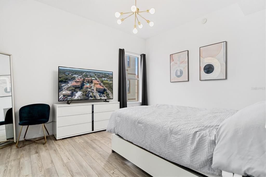 出租: $2,600 (2 贝兹, 2 浴室, 1588 平方英尺)