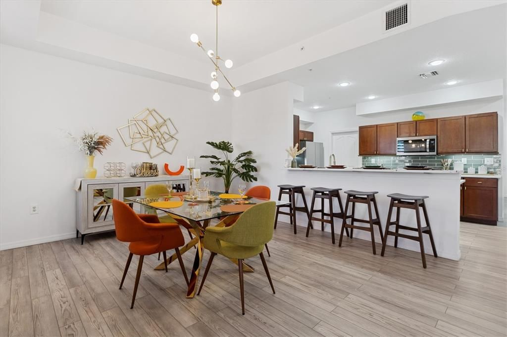 出租: $2,600 (2 贝兹, 2 浴室, 1588 平方英尺)