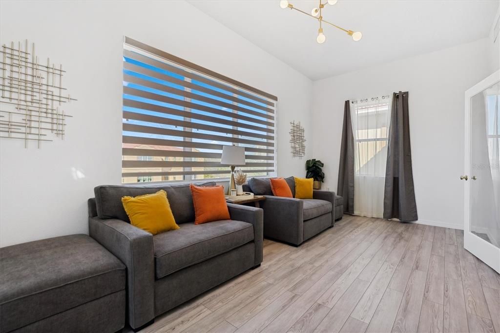 出租: $2,600 (2 贝兹, 2 浴室, 1588 平方英尺)